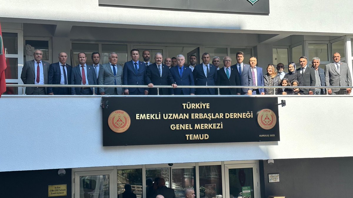 Kahraman #UzmanÇavuşlar’ımızın Otağı <a href="/TEMUD_2024/">Türkiye Emekli Uzman Erbaşlar Derneği (TEMUD)</a> Derneğimizin 2 nci kuruluş yıldönümü hayırlı olsun.
Birlikte kurduk Birlikte büyüteceğiz.
Birlikte mücadele edeceğiz 
Birlikte başaracağız.
#UzmanÇavuş
#UzmanÇavuşlarımız
#TemudKuruluşYıldönümü