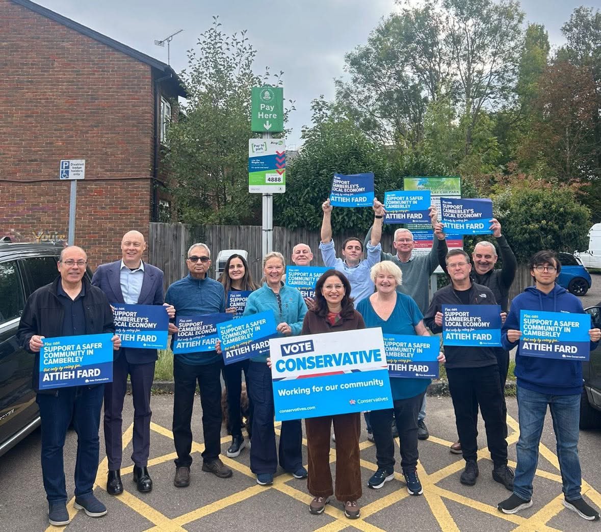 Huge team out today in support of Attieh Fard in the upcoming Surrey County Council byelection! 

#LocalGovernment <a href="/Conservatives/">Conservatives</a>