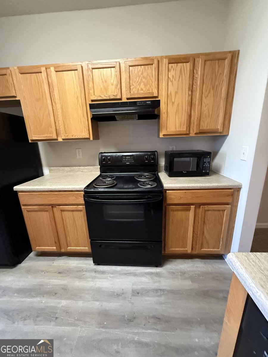 New Listing Price: $1,790
6327 Ellenwood DR, Rex, GA 30273 is a fantastic property with 3 bedrooms and 2.5 bathrooms.
See more here: searchatlantahomesforsale.com/d8rdtk8b