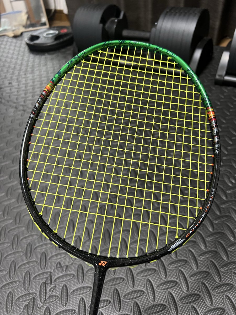 Sugarsenpaidesu's tweet photo. このアストロクス99pro最初勢いで買ったけど、使ってたらなんやかんや愛着湧く
最近値上げラッシュで3万越え

#ASTROX99pro
#YONEX https://t.co/f2wGQYMZhB