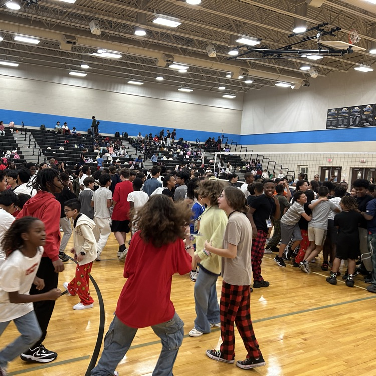 RMcNairJH's tweet photo. 🎉 Our 6th graders had a blast at their AttenDANCE! 💃🕺 Way to go for leading the way with the highest attendance on campus—and helping RMJH earn the top attendance spot among all Alvin ISD junior highs! 🦅👏 #EachStudentEveryDay #EaglePride https://t.co/14U6w4gGRm