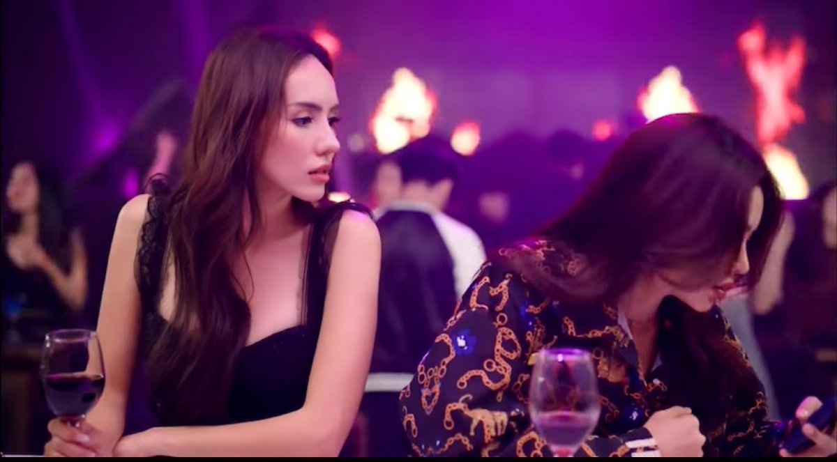 MookkNida's tweet image. เหตุการณ์คุ้นๆมากค่ะ🤭

HIDDEN GEM BELLCHELLE11
#UnlimitedLoveEP1
#เบลเชล #bellchelle