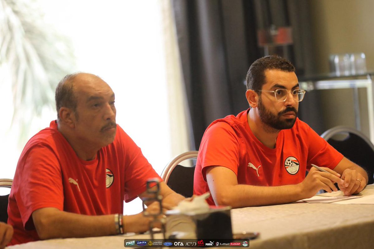 EFA's tweet image. 📸| أسفر الاجتماع الفني لمباراة منتخب مصر وغينيا بيساو المقرر لها العاشرة مساء غدًا الأحد باستاد القاهرة ضمن مواجهات الجولة العاشرة والأخيرة من التصفيات الأفريقية المؤهلة لنهائيات كأس العالم 2026 والتي حسمها الفراعنة بالتأهل الرسمي، عن ارتداء المنتخب المصري القميص الأحمر والشورت…