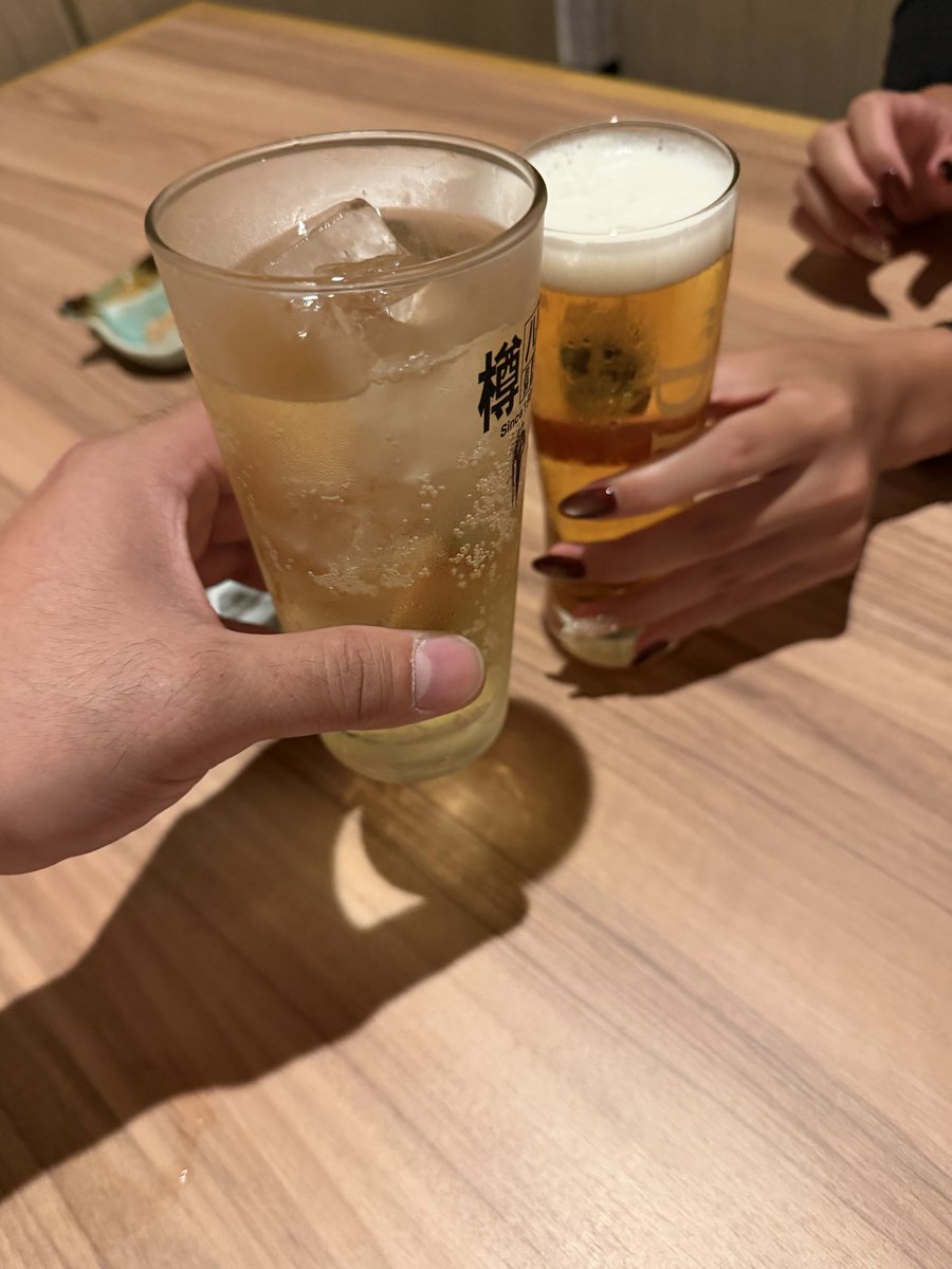 shaking_ladle's tweet photo. お疲れ様です🍻🍺
タンしゃぶいただきます😋 https://t.co/5RU8SY57NY