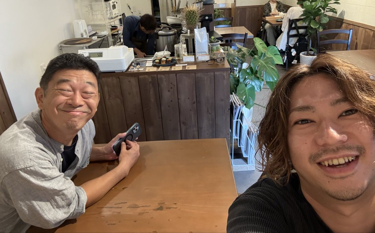 ran16359160's tweet photo. 明日は11時だよ！！！
お店は９時半から空いております！ https://t.co/twse10JWic