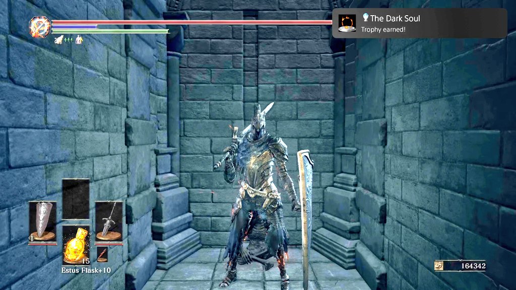 Aminme2002's tweet image. بعد یک ماه Dark souls 3 هم پلات شد
#DarkSouls3