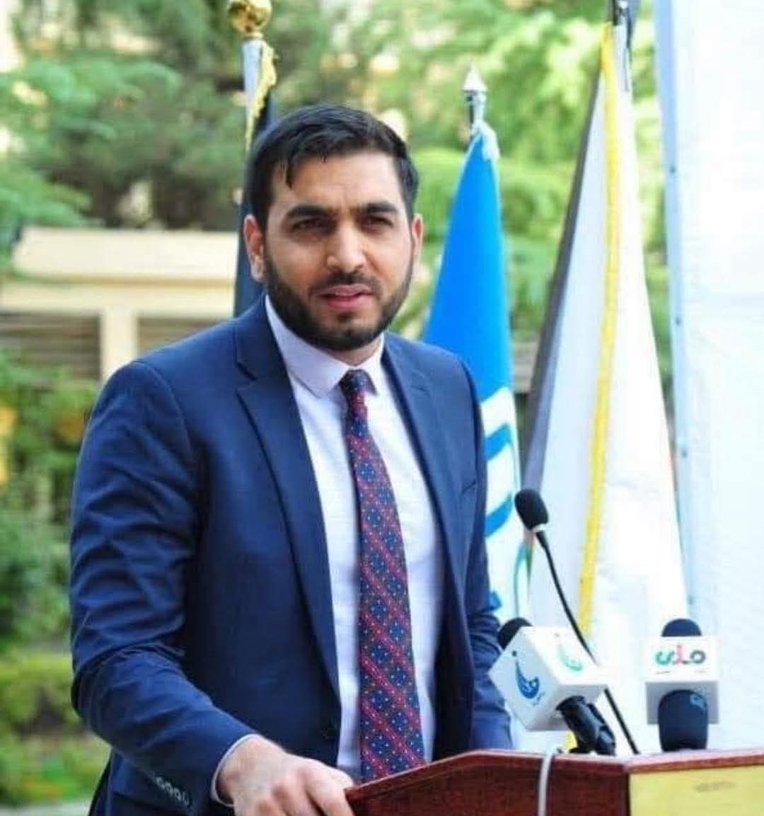 خوشحال سعادت:
صبر وکړئ، همدا تا لیبان درته پښتونخوا ازادوي.
د پاکستان ځپلو لپاره تا لیبان سم خلک دي.