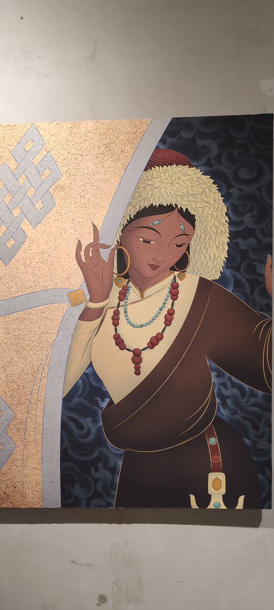 CarlZha's tweet image. Daniel took me to see a modern Tibetan art exhibit on a day trip to Chengdu fem Chognqing.
These are some of the art by Tibetan artists that we saw: