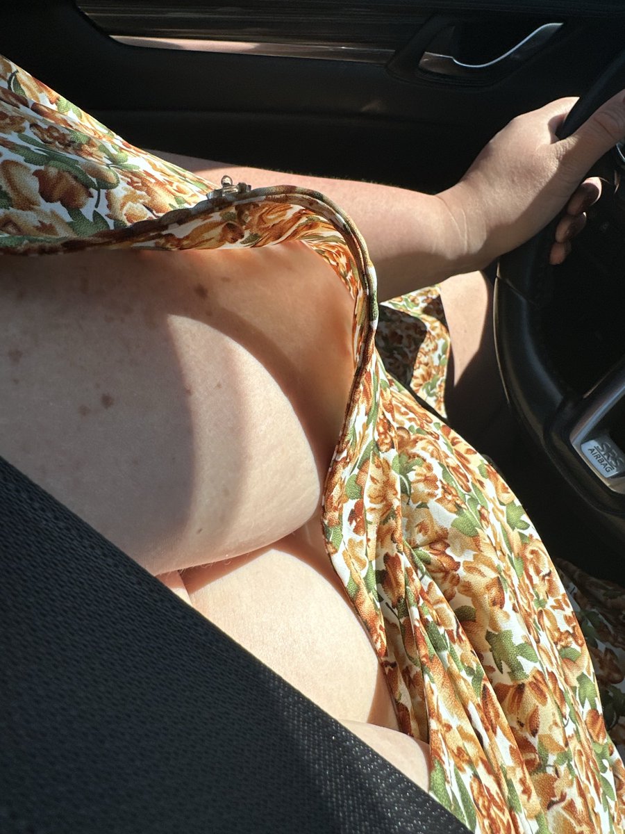 SlutWifffeeeyyy's tweet photo. I love the way men stare at me when I drive through the city with no bra or thong under my dress https://t.co/6MCWIAb6OH