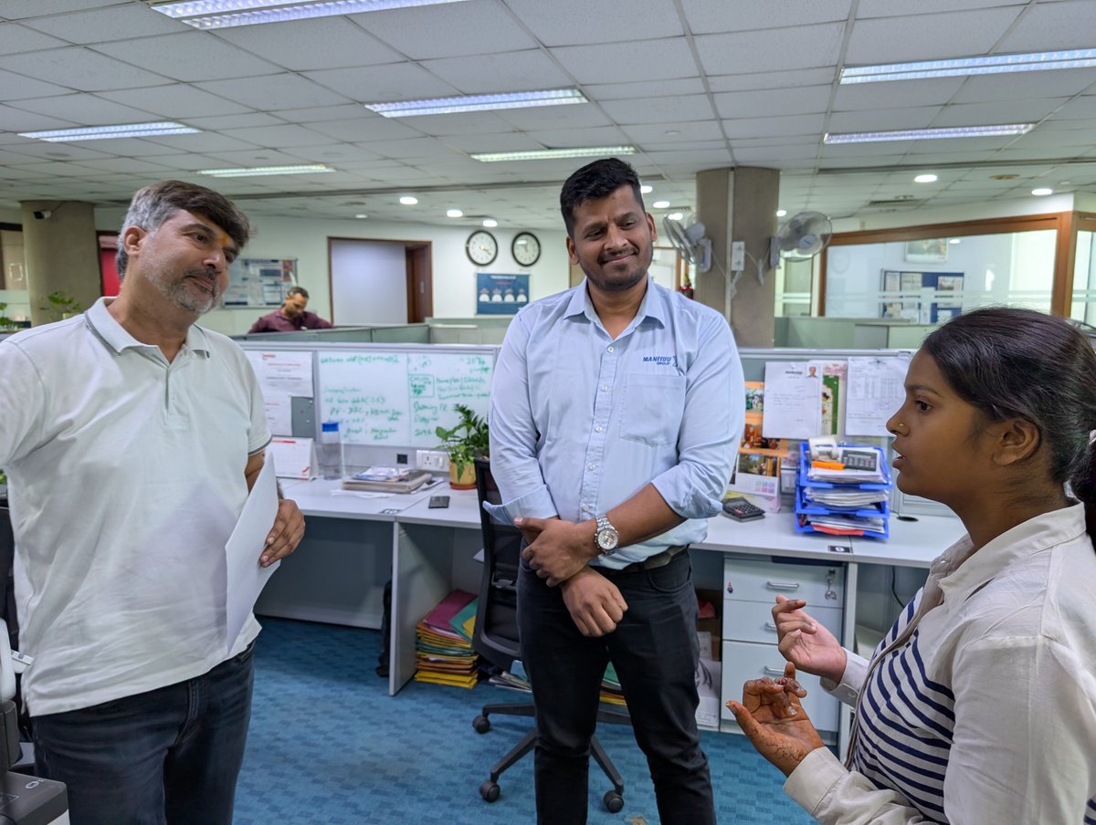 Plan_India's tweet photo. Seventeen-year-old Sonal, a student and a Girl Changemaker, took over as HR Director for Asia Pacific, Africa, and the Middle East at @manitou_india as part of Plan India’s Girls Takeover for International Day of the Girl. https://t.co/AiZq0kMH5X