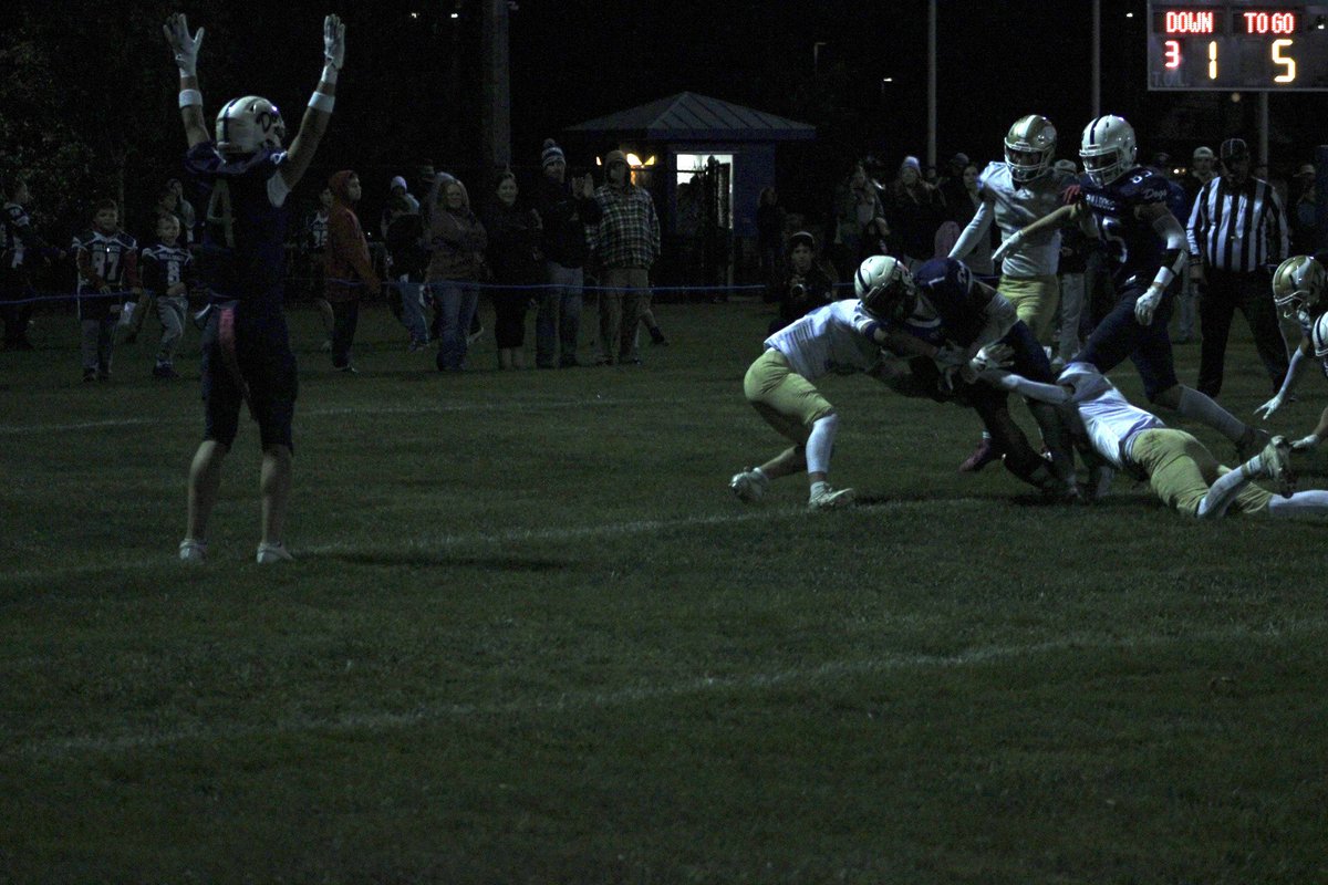Pictures from RHS football v EB 

dropbox.com/scl/fo/vzr6zoz…