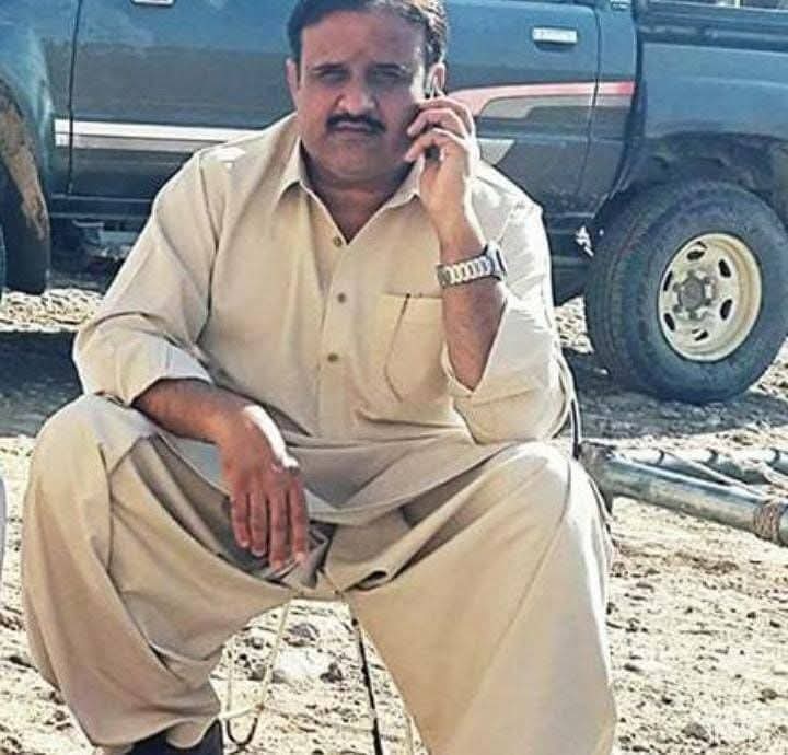Sheikh_Zohaib1's tweet photo. ٹیم میچ ہارتی ہے تو یوتھیا گروپ سب سے پہلی گالی چیئرمین محسن نقوی کو دیتا ہے
پھر دوسری گالی سلیکٹرز کو دیتے ہوئے لکھتا ہے کہ سالے سلیکٹرز حرامی ہیں یہ سفارشی لڑکوں کو میچ کھلاتے ہیں 

لیکن اس بھڑوے کو کوئی ایک عدد سنگل گالی بھی نہیں دیتے جو مسلسل 13 سال غلط سلیکشنز کرتا آ رہا ہے https://t.co/Sl0H7h2QpH