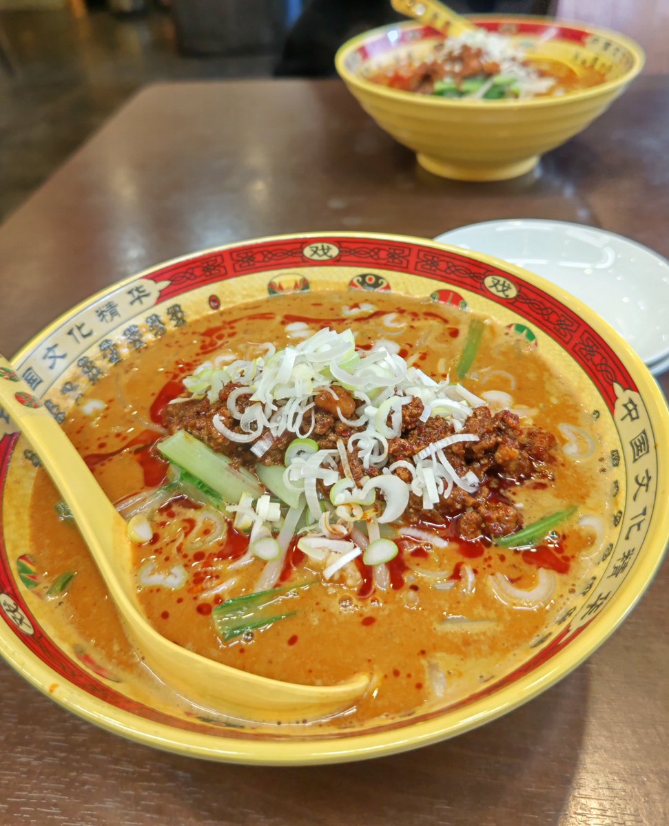 昼、久々にガチ中華祭り。
うますぎる。