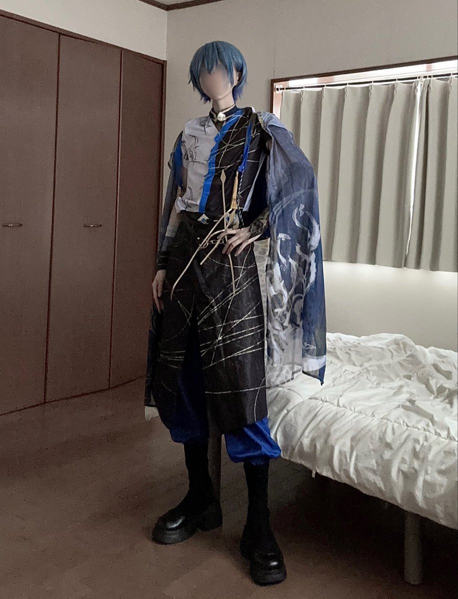snskpm's tweet image. cos 宣材の