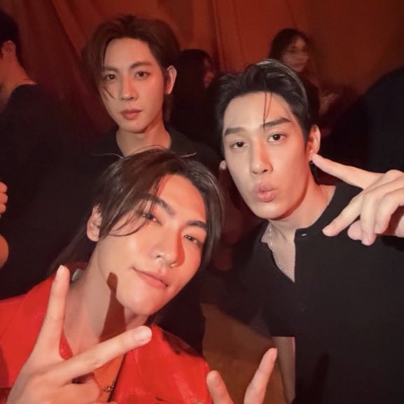 THEY DID THIS FOR ME STFUUUUUUU THE CRUMBSSSSS 😭😭😭🫶🏻🫶🏻🫶🏻🫶🏻