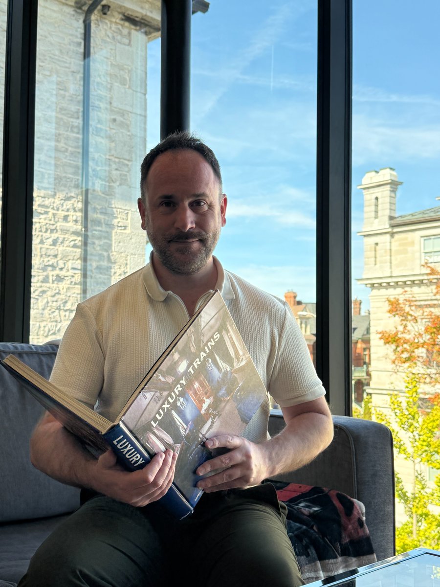 GayVoyageur's tweet photo. Escapade romantique à Kingston! 🌈 Direction le Frontenac Club, un hôtel gay friendly où charme historique et luxe moderne se rencontrent. 🏨💖 Niché au cœur du centre-ville, c’est la place pour un week-end parfait.
@VisitKingstonCA @FrontenacClub #gayvoyageur #visitkingston https://t.co/3eUCbNDFPO