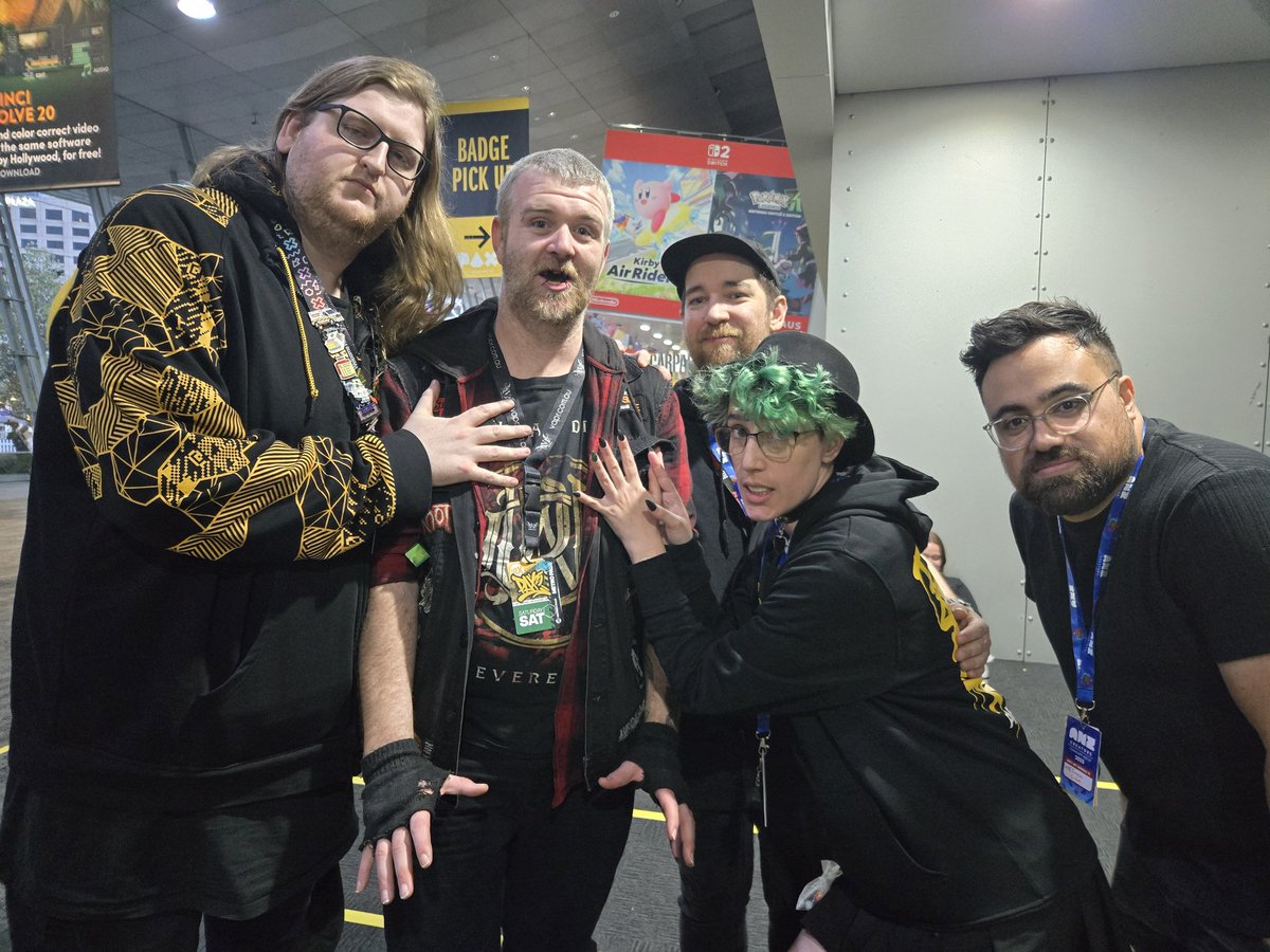 HellbringersTv's tweet image. Got t meet and hang out with Liam, Emma, shreddy and bacon and the rest of the   @mob_zombies

@giantkyote - thank you so much for the kind words  bro truely means alot and absolutely amazing to see you man.

Truely the best time after 4 yrs of knowing them 

#pax #pauxaus2025