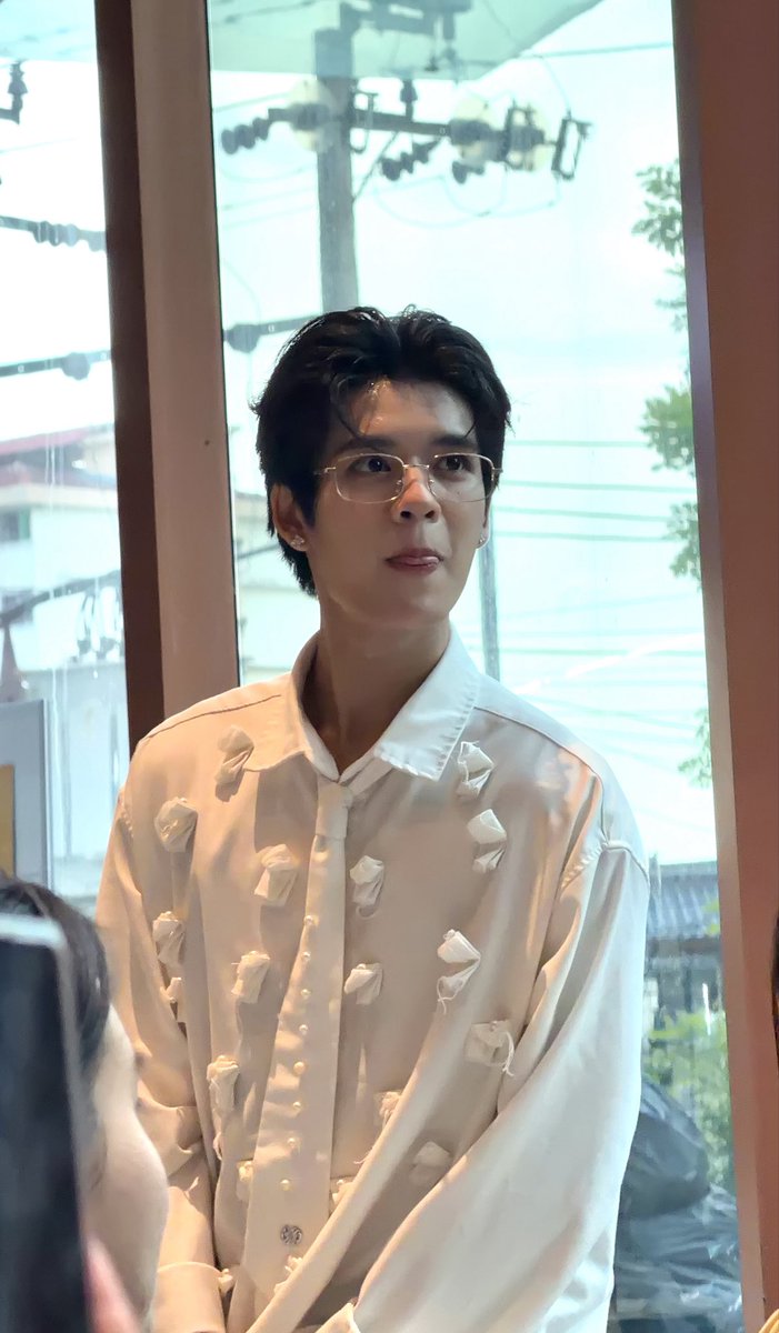 itZme_js's tweet photo. 😋

NexT1DE PRINCE CAFE 
#SiameseAssetxNexT1DE
#DORN #佑泷 #DornKhumraj  #NexT1DE_DORN  #NexT1DE https://t.co/FK7DeK2XdT