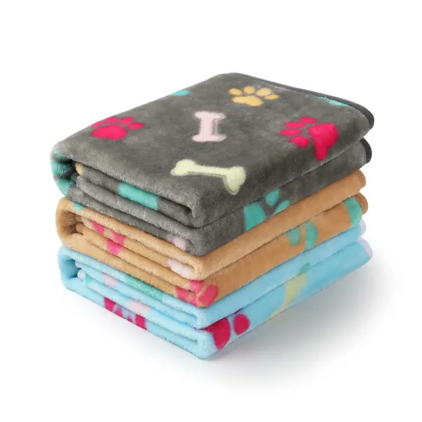 EmeraldPixie_'s tweet photo. I just received 3 Blankets Cute Bone Pattern Pet from anonumos via Throne. Thank you! https://t.co/w7iIqtJn34 #Wishlist #Throne https://t.co/0BZuphikcZ
