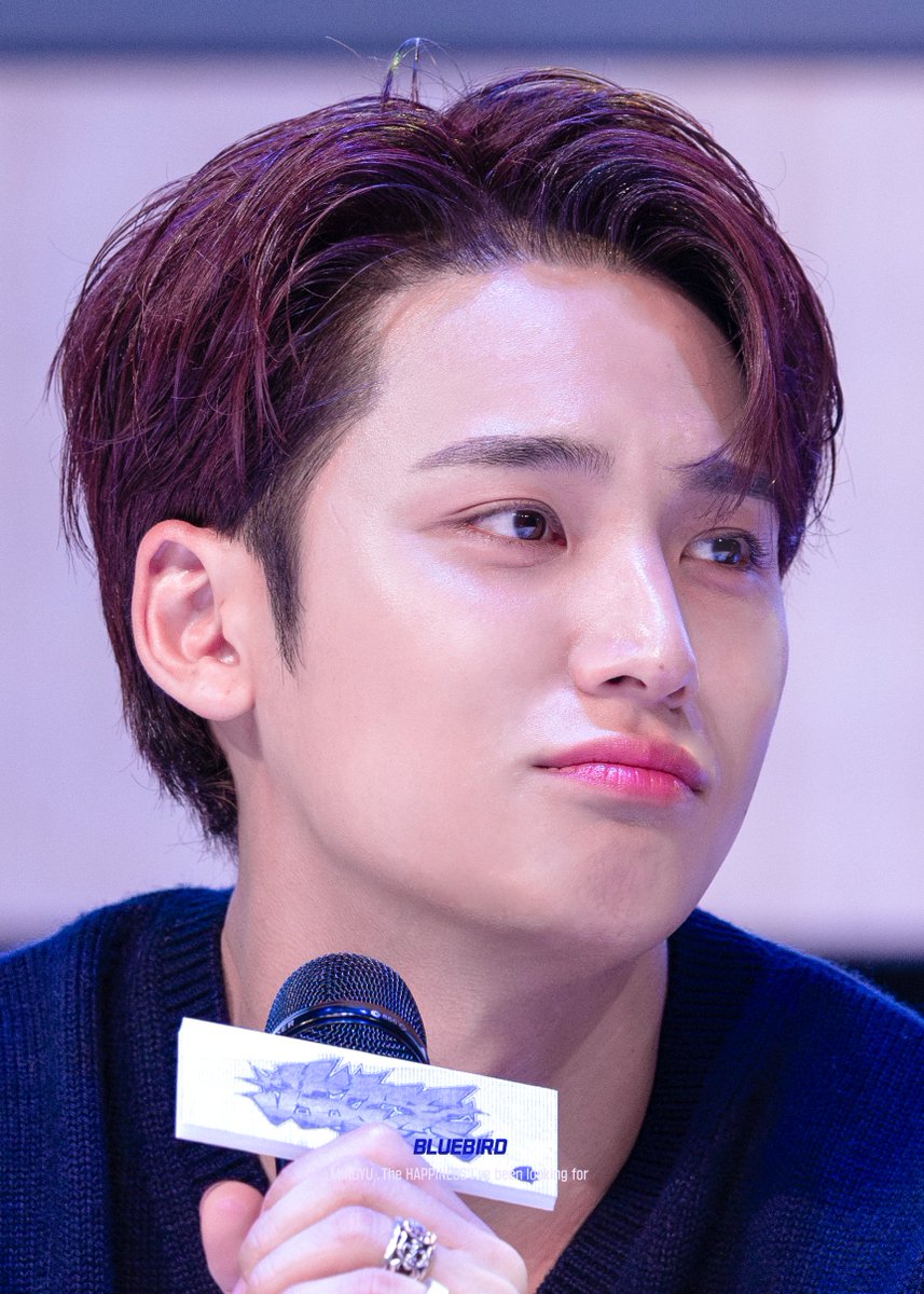 Bluebird_0406's tweet image. 251005 HYPE VIBES 팬파티 

힝구밍구

#세븐틴 #SEVENTEEN #민규 #MINGYU #ミンギュ
#金珉奎