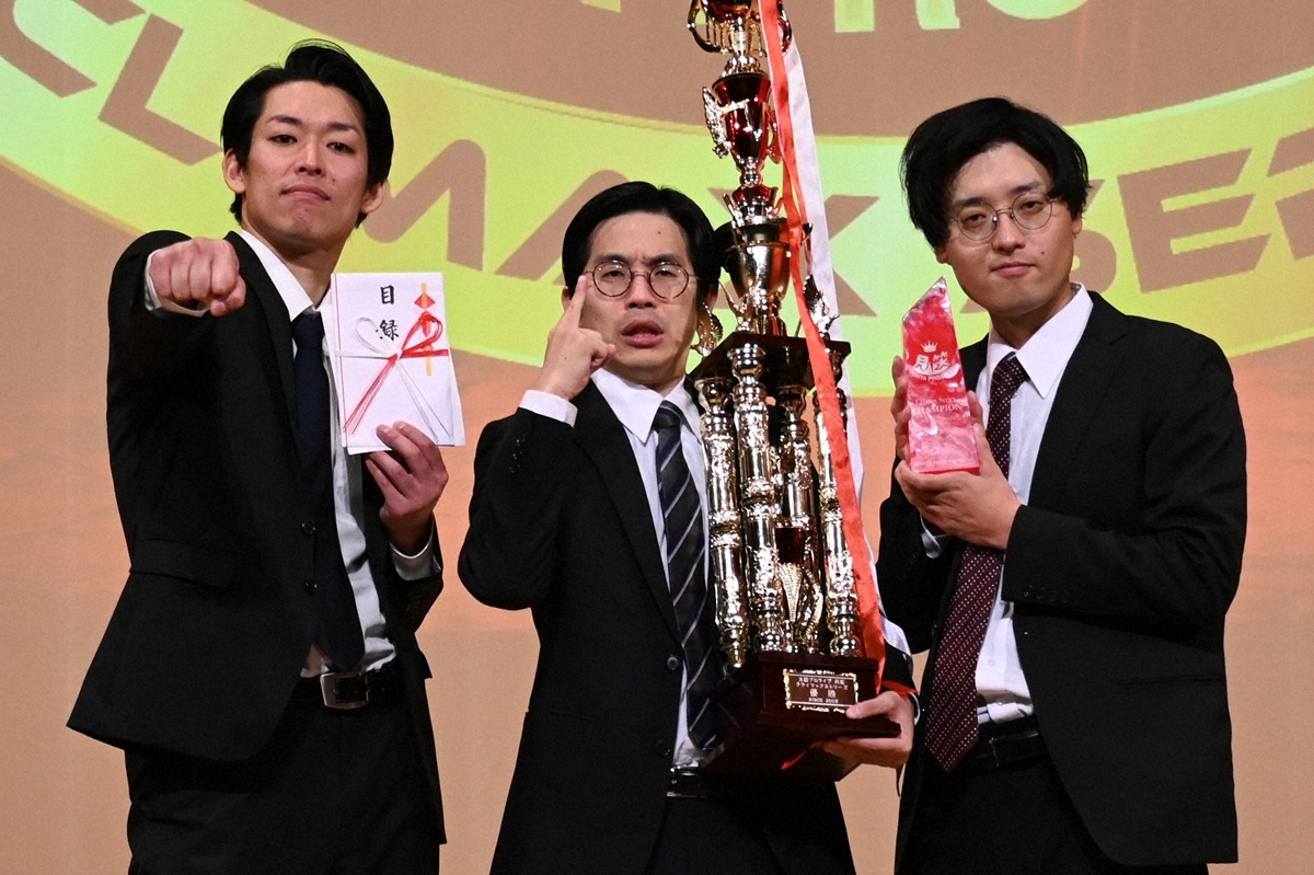 livedoornews's tweet image. 【すごい】KOC出場トリオ・青色1号のメンバー、本番当日の朝までホストクラブでバイトしていた
news.livedoor.com/article/detail…
進行の日比麻音子アナウンサーが「今日の朝までバイトしてたんですよね?」と振ると、仮屋そうめんは「ホストクラブのウエイターをやっています」と告白した。