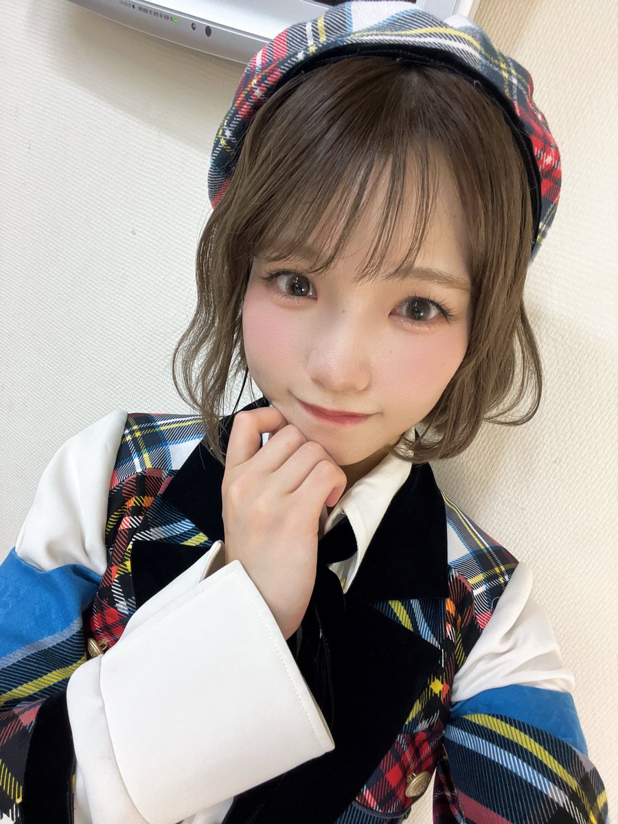 AKB48 春コン　SPECIALくじ　直筆サインうちわ　髙橋彩音 AKB48 春コン SPECIALくじ 直筆サインうちわ 髙橋彩音 髙橋 彩音 | AKB48