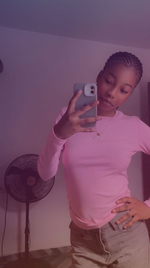 HeyArinOla's tweet image. First time posting my picture on X, I’m just evolving quietly 😍❤️