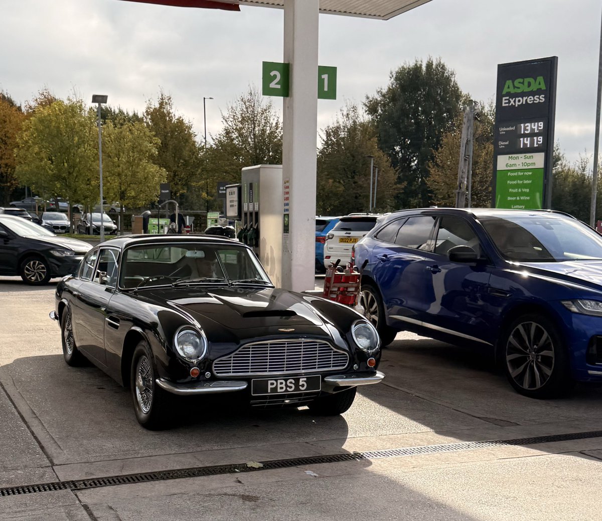 Lawrence Whittaker tweet media