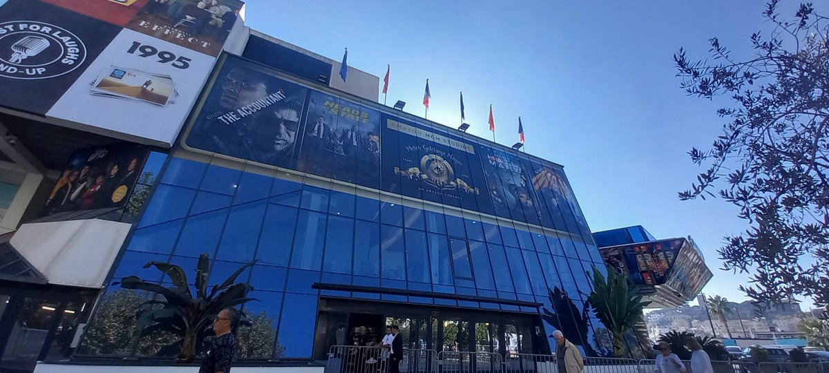 Languages at AGSB tweet media