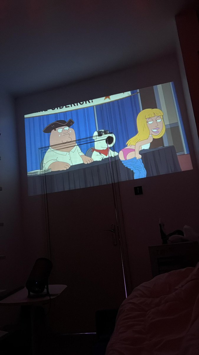 Val_Gadget's tweet photo. @TheDamiForeign Get the trendy gadget here 

Enjoy Your Home Cinema. 🍿
Ultra HD Projector, with Great Resolution.

₦135,000

With free  streaming 

₦150,000 https://t.co/Bvbdp1DRXX