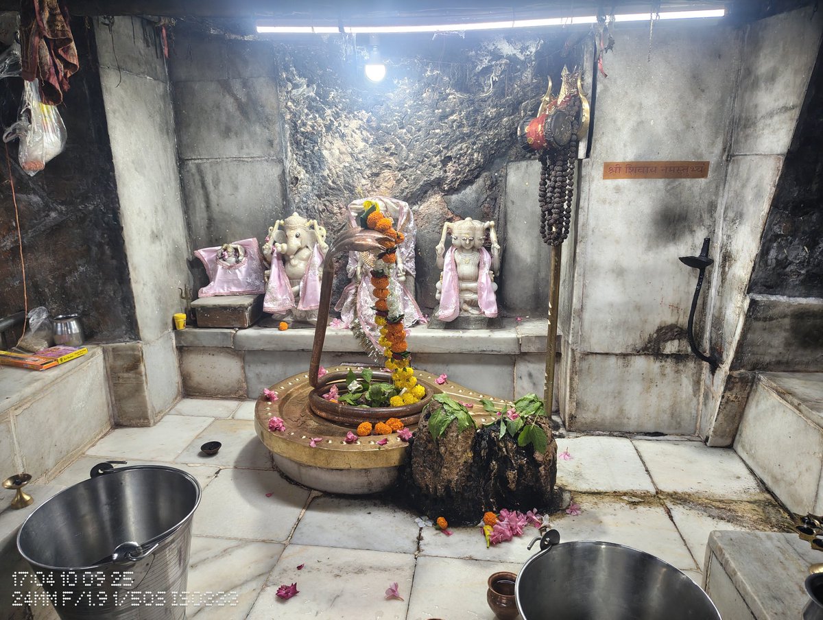vsp_singh01's tweet photo. #Siddheshwar #Mahadev https://t.co/ZcOVGhHlVz