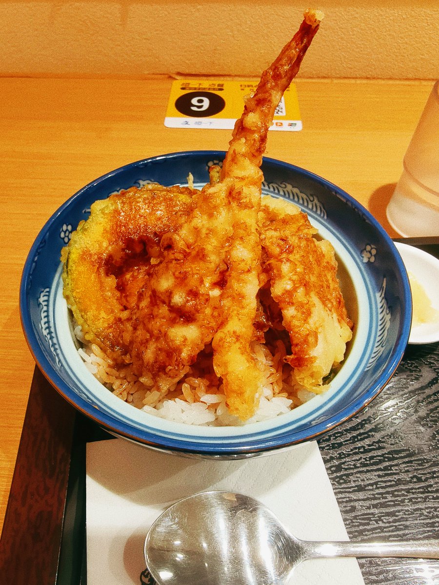 三克思 tweet media