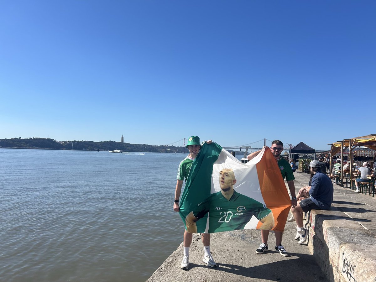 Feed the Fish #conorsammon #lisbon 

<a href="/jakemc06/">Jake McLoughlin</a> 🇮🇪