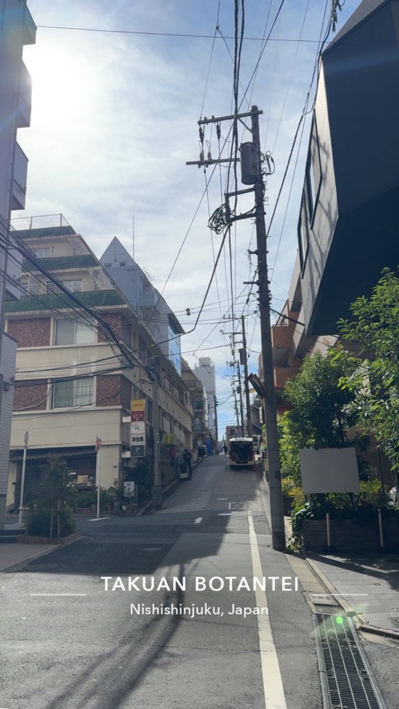 yusukeu86825554's tweet photo. I think i might have to stay here in Tokyo https://t.co/tf3gIxCq2o
