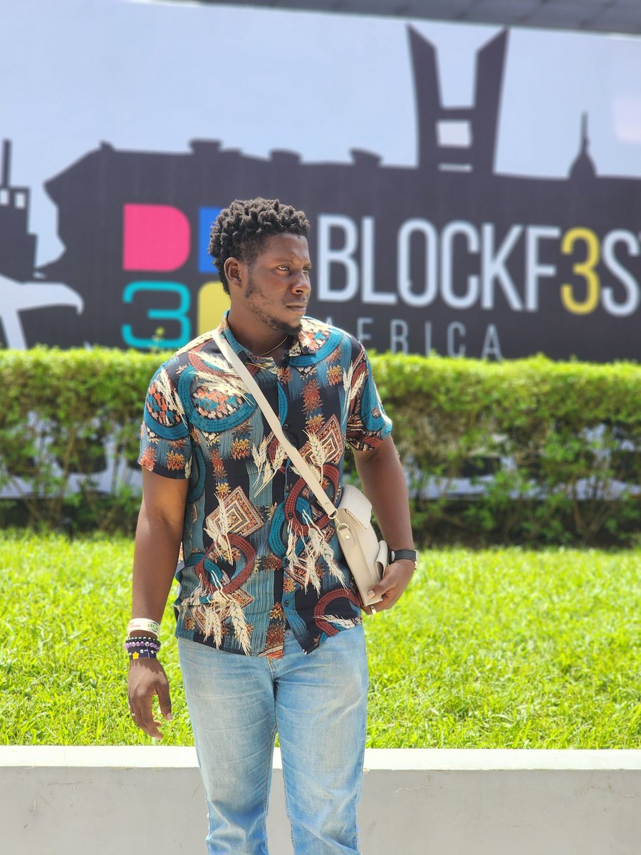 Paul_D_Dev's tweet image. Stepped out today for @blockfestafrica 
#BlockfestAfrica2025 

Sun is crazy thooo
