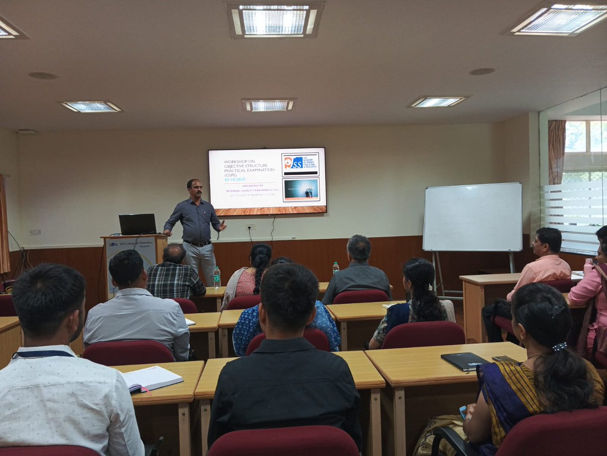 Jsscpmysuru's tweet image. A workshop on OSPE was conducted on 3rd Oct, 2025 organized by IQAC at JSSCPM. It was led by Dr. Pushpalatha K, Dean-IQAC, JSS AHER, Mysuru and Dr. Praveen Kulkarni, Vice Principal, JSS Medical College, Mysuru 
#Workshop #FacultyDevelopment #JSSCPM #JSSAHER #SOCIALSQUADJSSCPM
