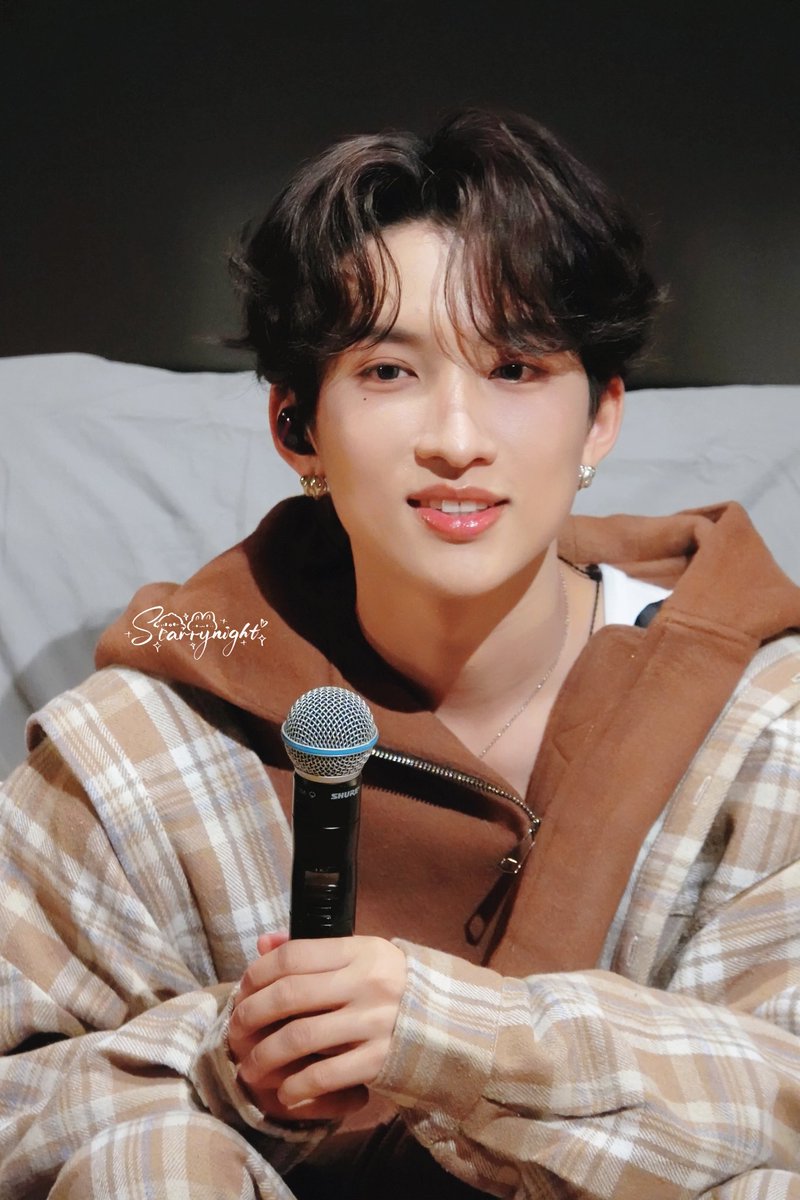 starrynight99_'s tweet photo. Adorable🧡🧡

FALLING LOVE WITH NOEUL
#FALLinLove_Tokyo
#Noeulnuttarat #MagentaBoy
@NTangwai90292 (@Noeul_lee6 ) https://t.co/vEgp2nK7T8