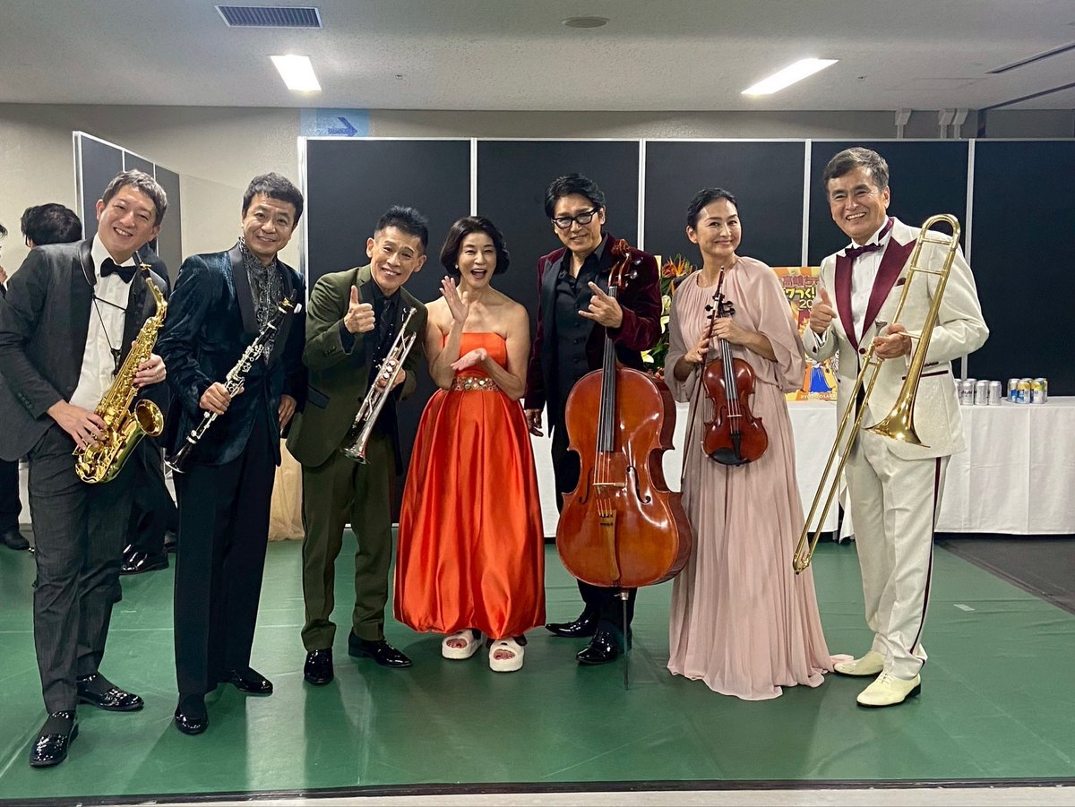 高嶋ちさ子のザワつく音楽会in大阪
初日無事終わりました!

次回は東京：日本武道館10/24です！