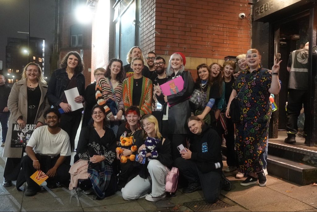 autoheart tweet media