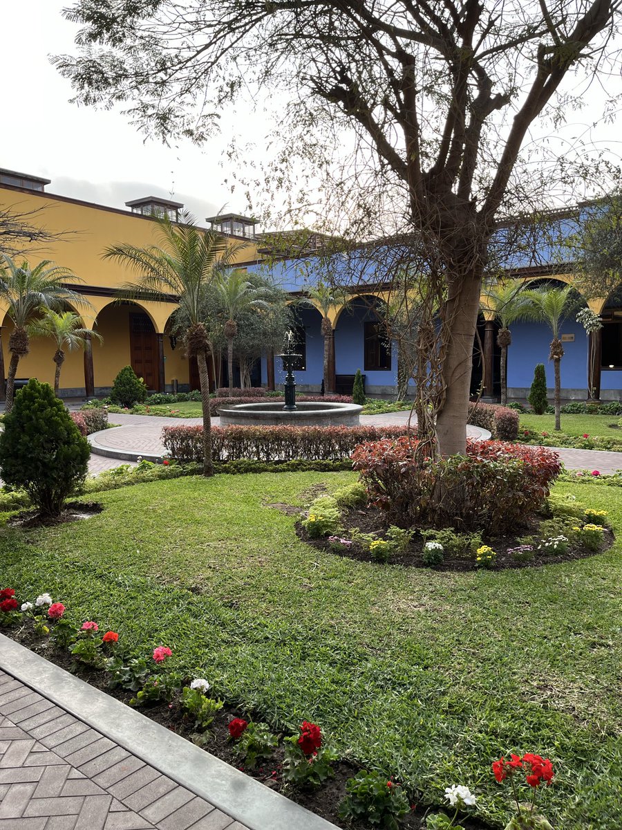 Ayer comenzó en la Casona de la Universidad Mayor de San Marcos en Lima 🇵🇪 la II Convención de la Red Panhispánica de Lenguaje Claro y Accesible.

Participamos en el panel “Formación en lenguaje claro: una competencia clave”.