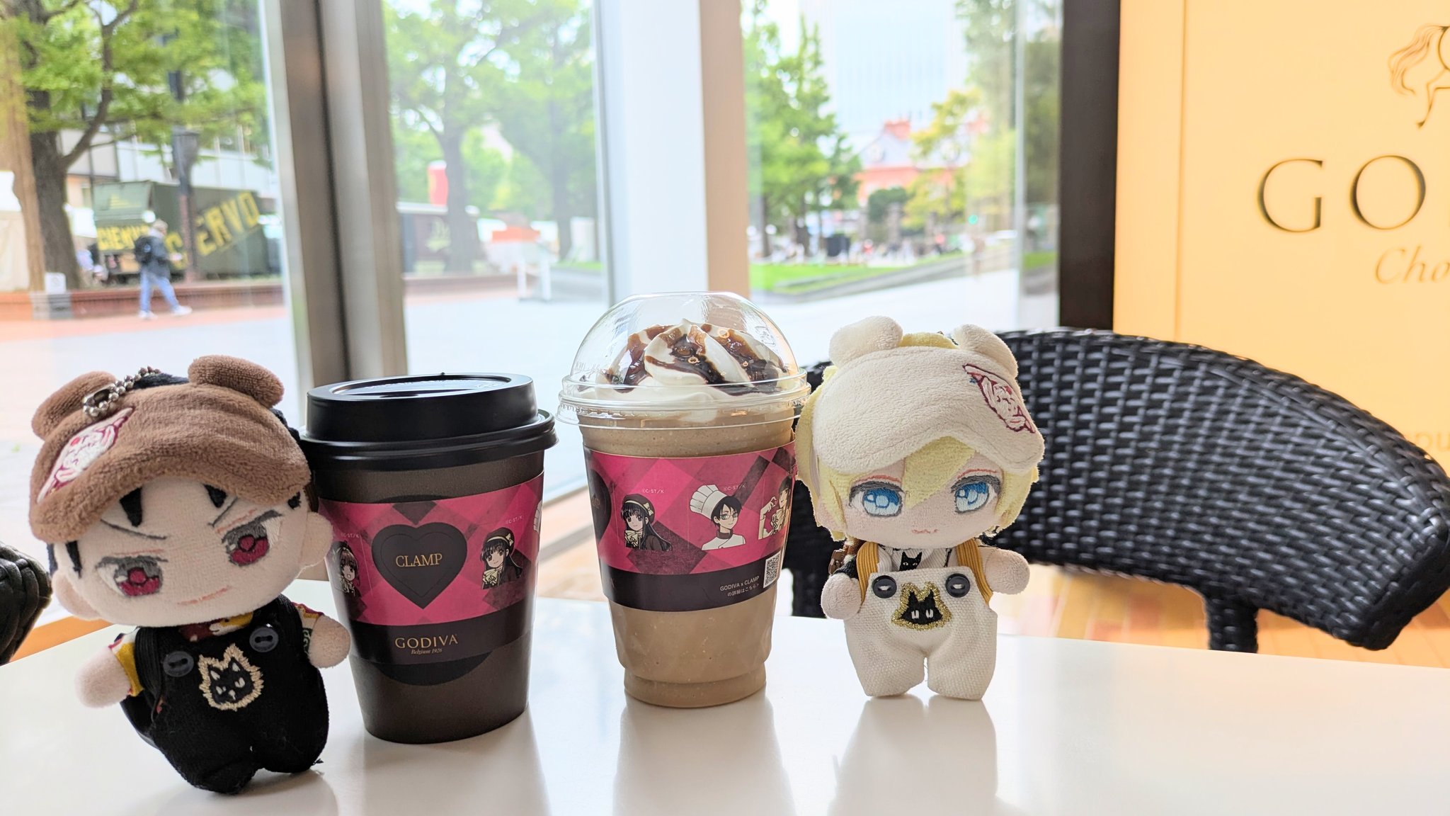 さ*ぎ様 GODIVA CLAMP コラボ タンブラー2個 スリーブステッカー