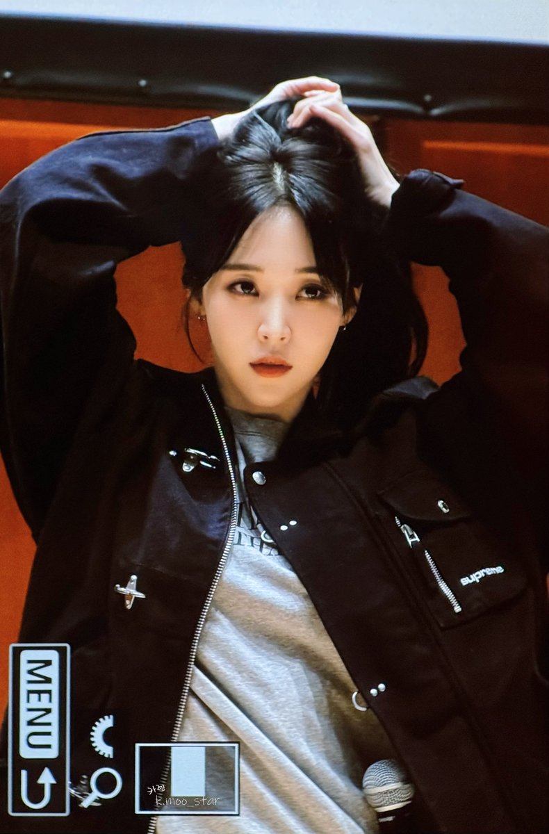 [ Moonbyul 문별🐹 ]                              
251011 Tokyo Offline Fansign Part 2 Preview (2)

#문별 #MoonByul #ムンビョル