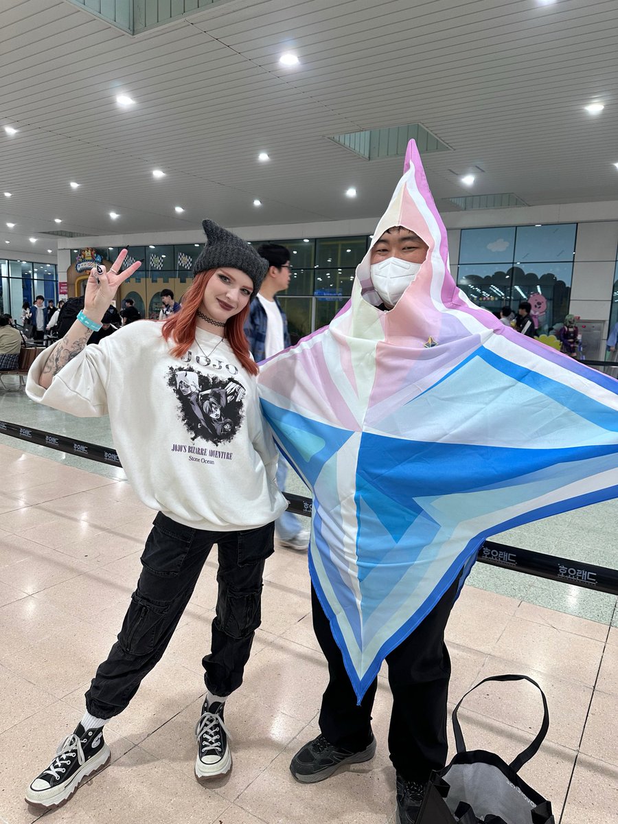 moody_dotcom's tweet image. we literally chased this guy down and he was so gagged we wanted a picture but i LOVE unserious costumes so much