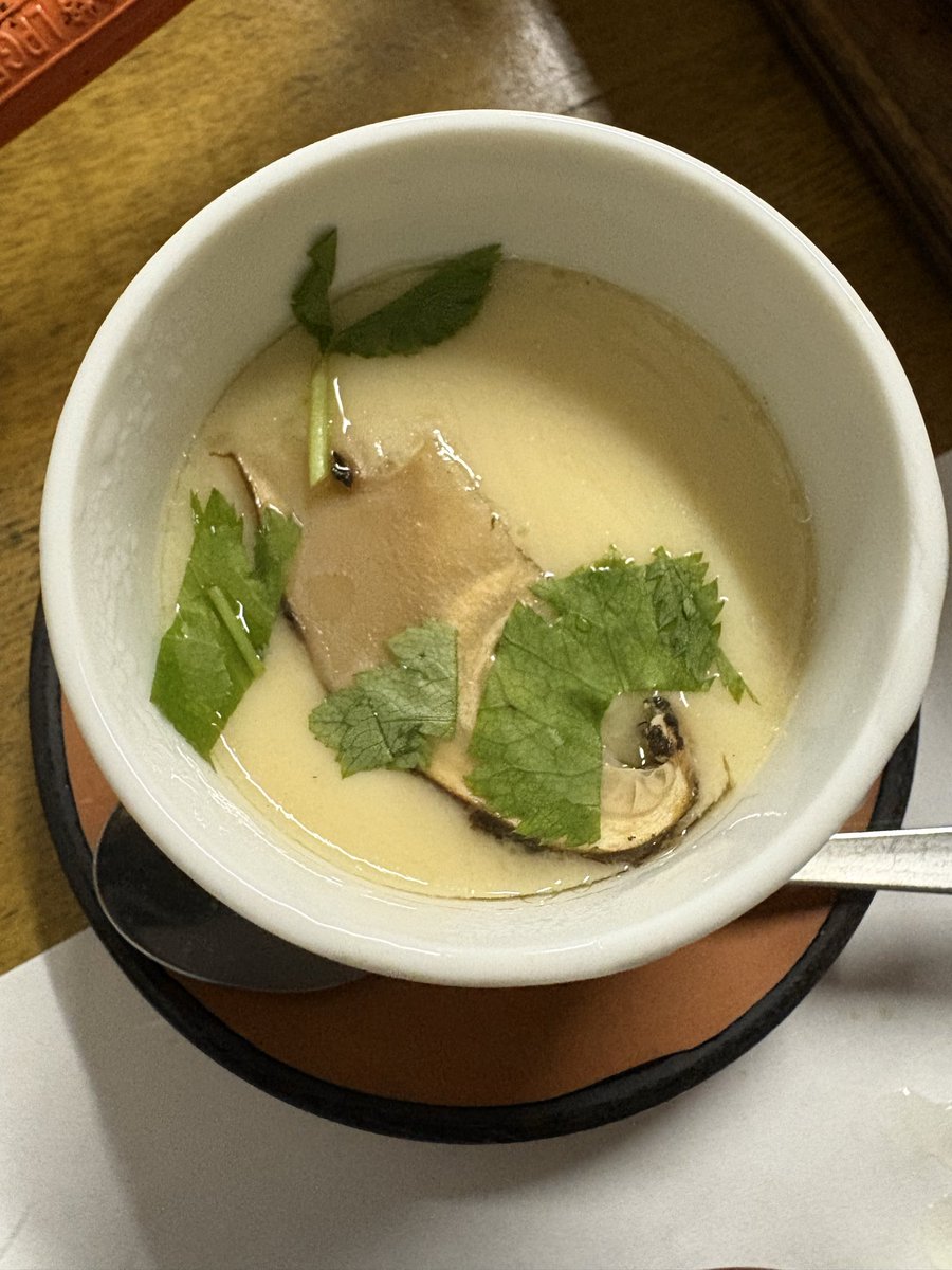 今年も参上🍄‍🟫😊✌️

#見晴台
#松茸