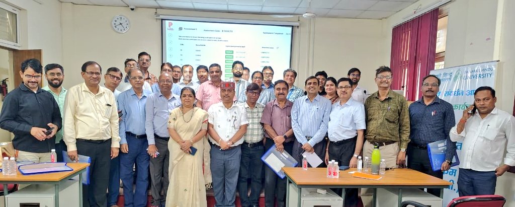 DeanScienceBHU's tweet photo. @ugc_india द्वारा प्रस्तावित "राष्ट्रीय कर्मयोगी व्यापक स्तर जन सेवा कार्यक्रम" के अंतर्गत आज 20वें बैच का प्रशिक्षण कार्यक्रम ISLS, विज्ञान संस्थान में सकुशल संपन्न हुआ। https://t.co/jCwoQaLMZW