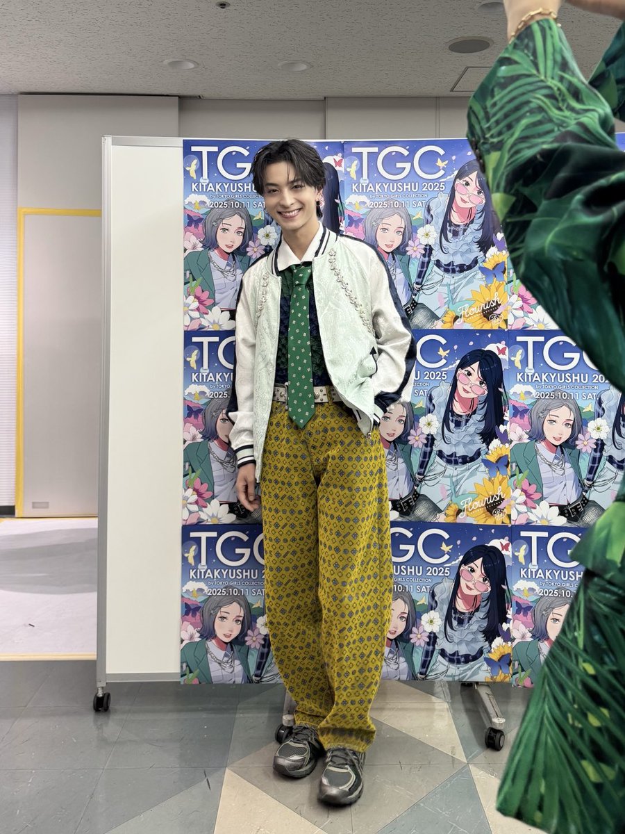 fantastics_fext's tweet image. #TGC北九州 2025

𝗞𝗘𝗜𝗧𝗢

📱 instagram.com/keitokimura_of…

┈┈┈
FANTASTICS LIVE TOUR 2025 
“BUTTERFLY EFFECT”
ldh-liveschedule.jp/sys/tour/35106/ 

🔗INFORMATION 
lit.link/fantasticsinfo… 
┈┈┈

@TGCnews
#TGC #TGC20th
#FANTASTICS #木村慧人