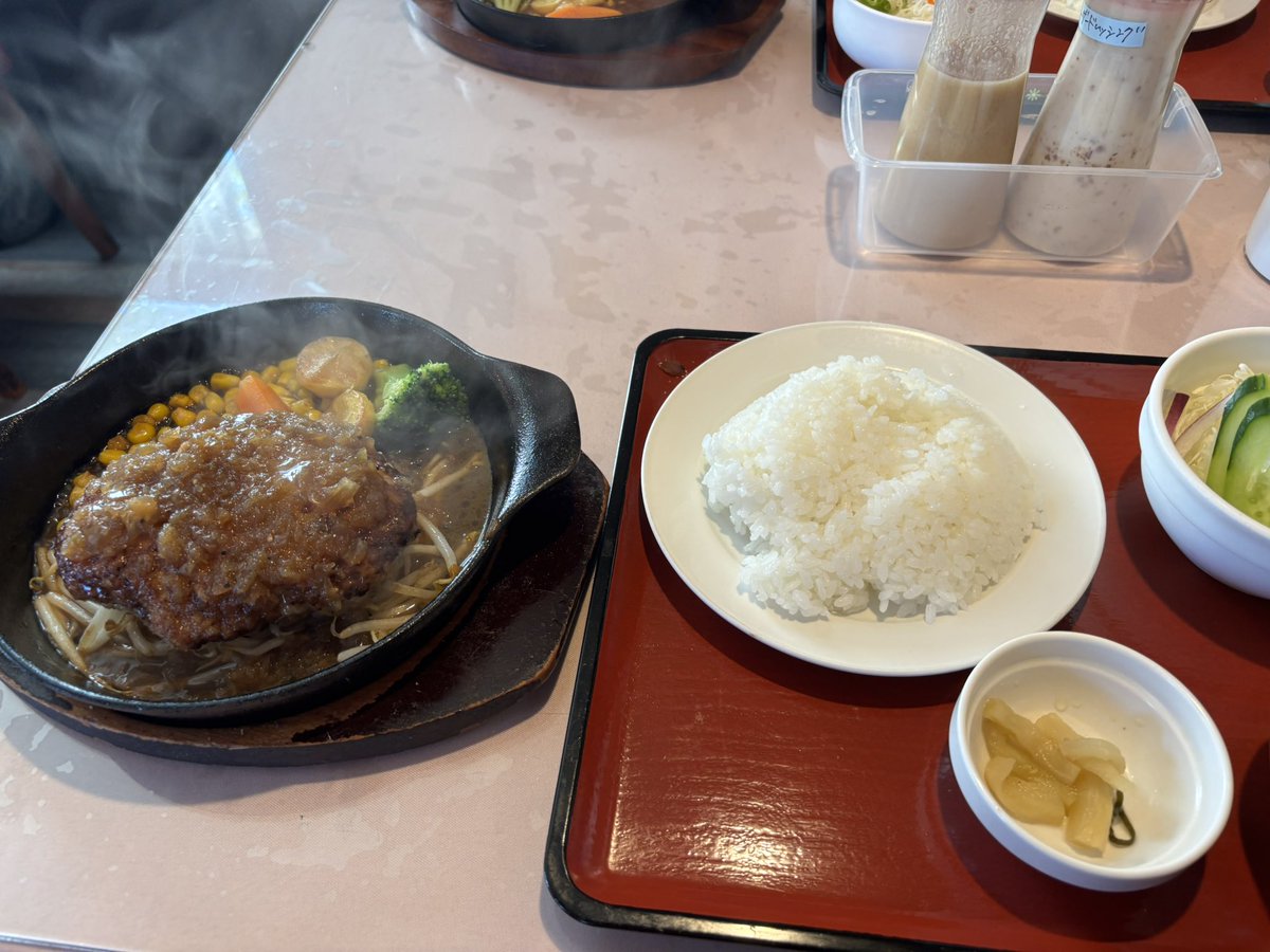 今日は嬉野のハンバーグ有名店に！260g！食べすぎた