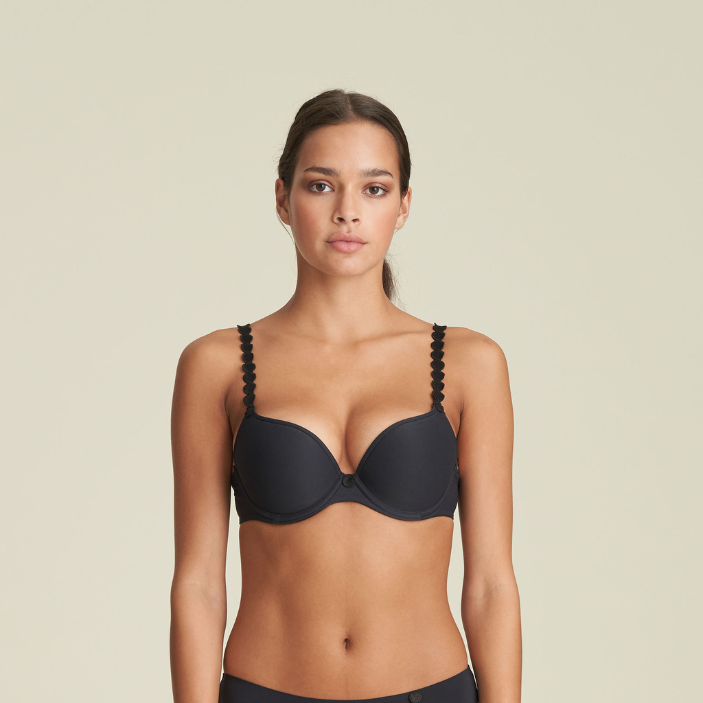 gsandhamuk's tweet image. The Padded Push-Up is a game-changer, especially for smaller busts! It's one of the most popular styles for a reason it makes any outfit look fab.
One of our Most Wanted push-up is the Marie Jo Tom. Treat yourself! Shop Now
gabriellasandham.com/bras/plunge-br…
#PushUpBra #MarieJo #lingerie