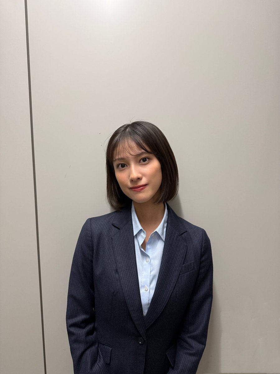 tamada_shiori's tweet image. このあと、よる9時〜
日本テレビ「 #良いこと悪いこと」第1話が放送されます!!
刑事 吉岡愛を演じます👮🏻
よろしくお願いします!
#玉田志織
