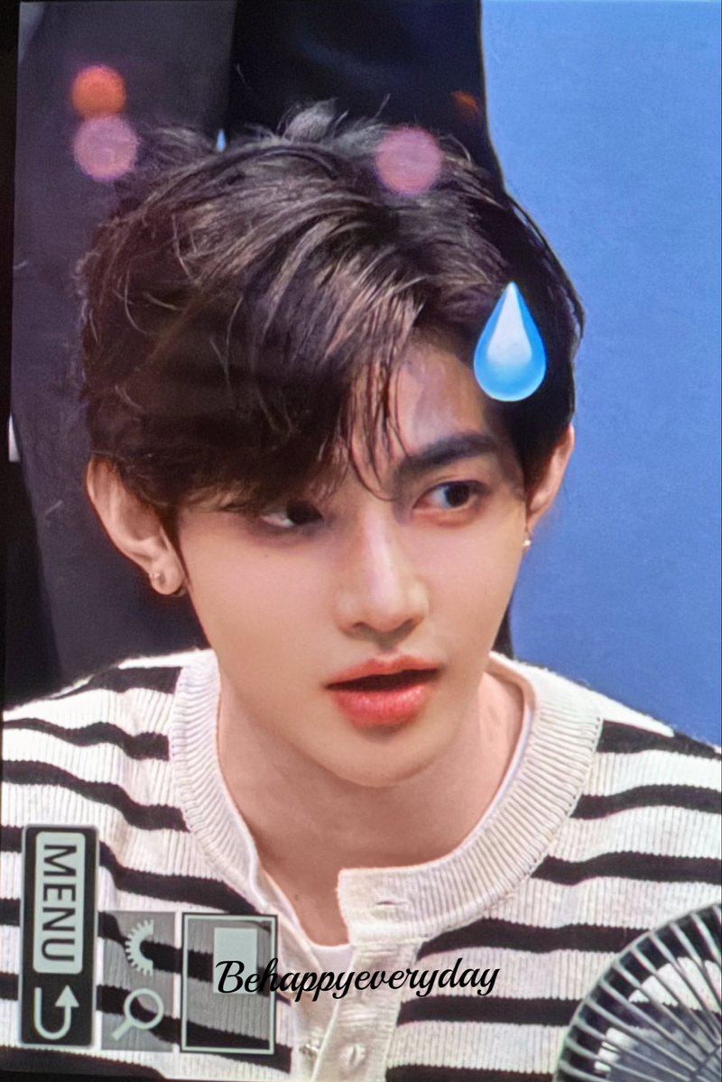 sakisakitt's tweet image. 251011 am

🦝  

#장하오 #ZHANGHAO
#ZEROBASEONE #ZB1 #제로베이스원